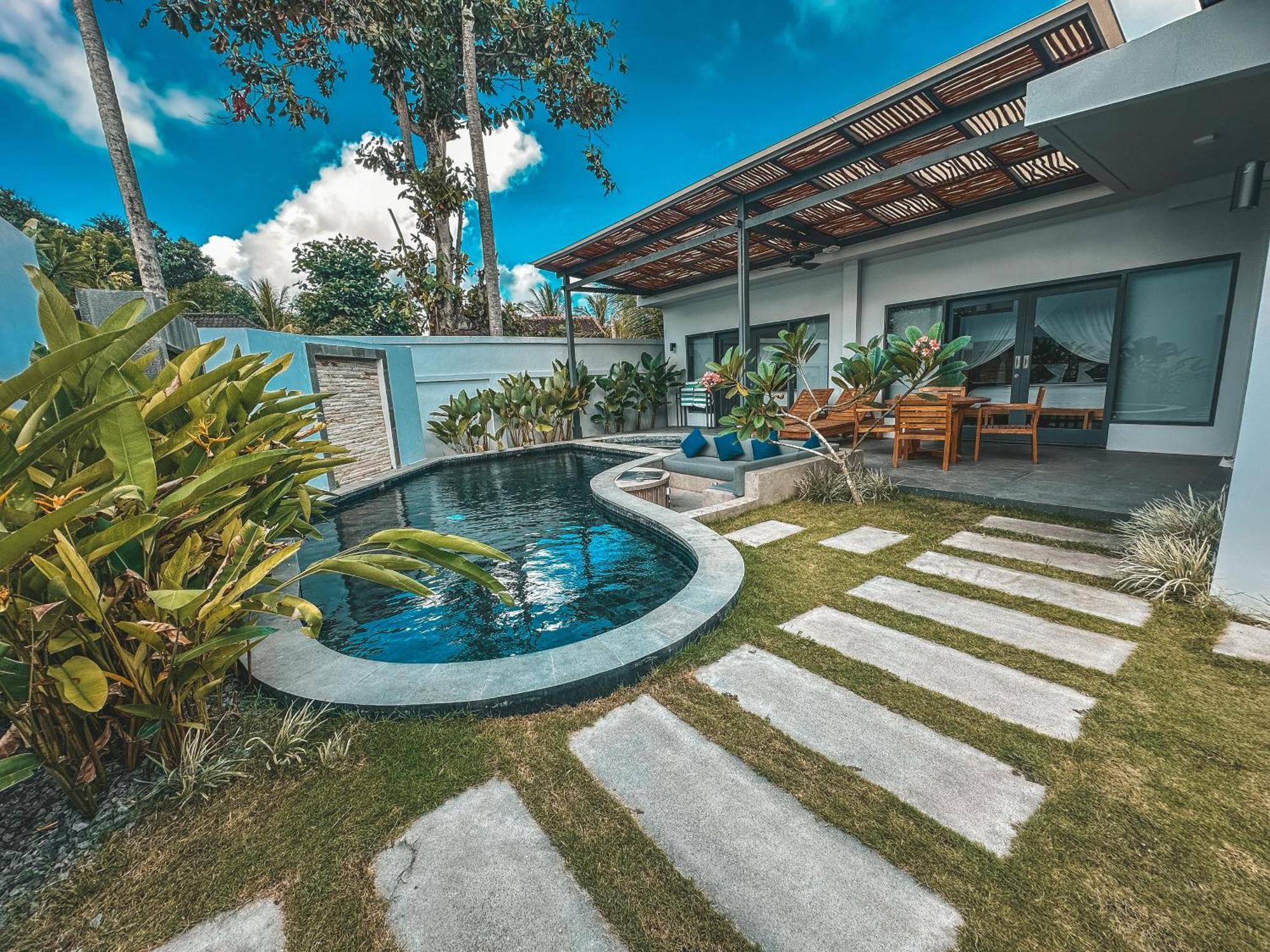 Tropik Resort Lombok Selong Belanak Kültér fotó