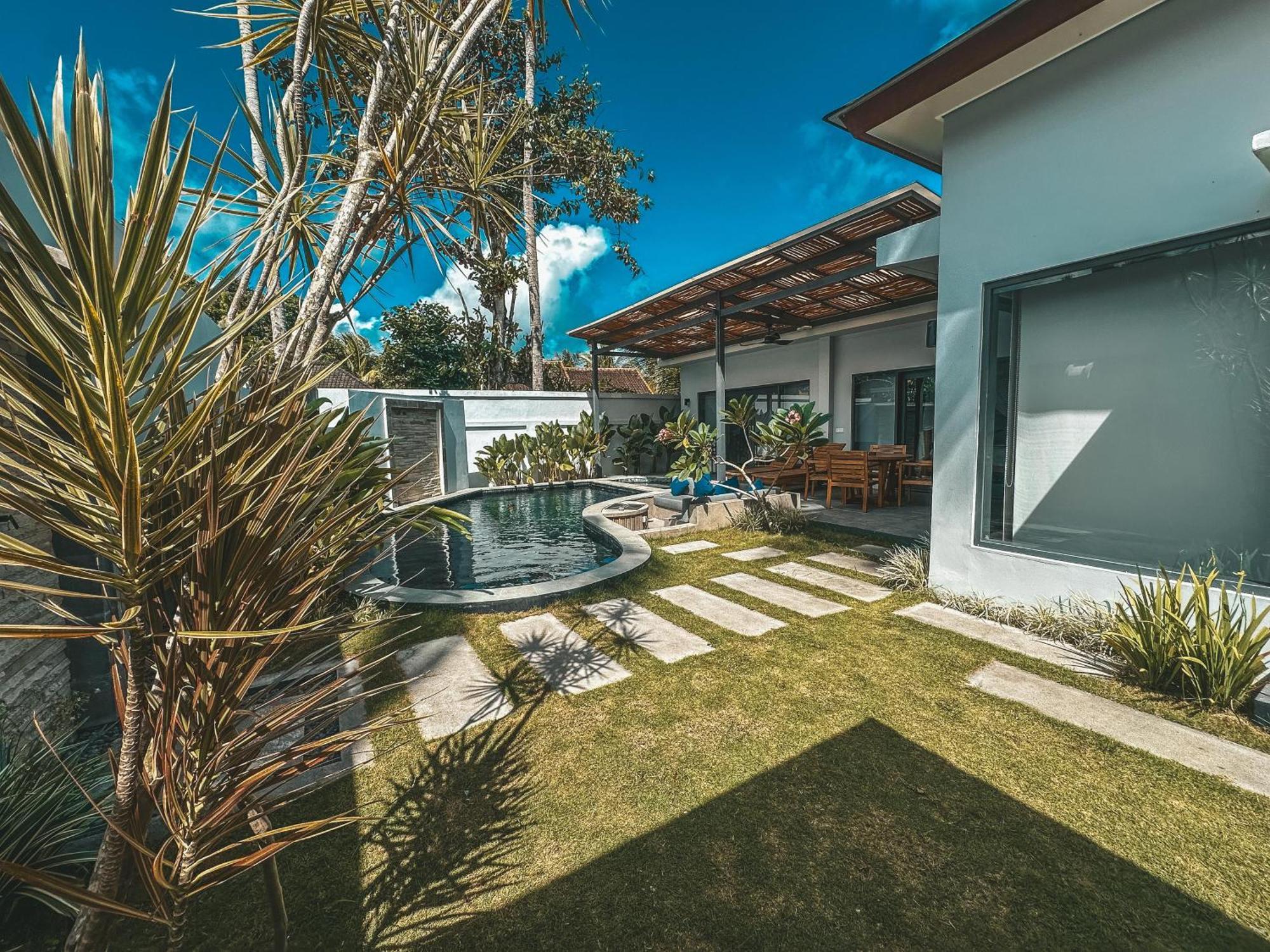 Tropik Resort Lombok Selong Belanak Kültér fotó